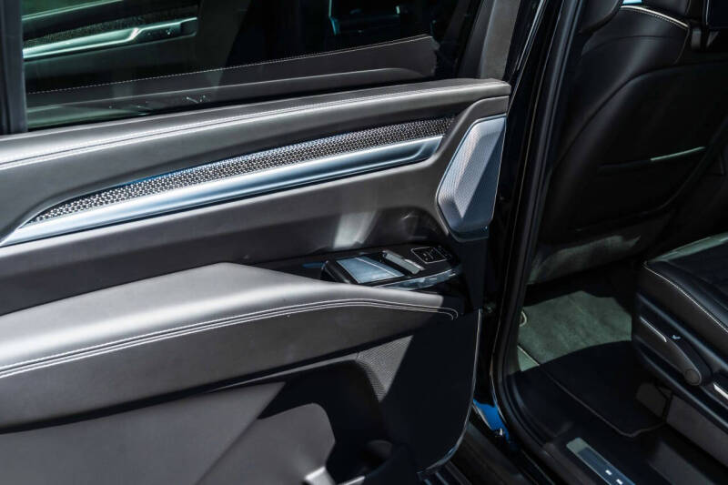 2026 Cadillac Escalade-V ESV