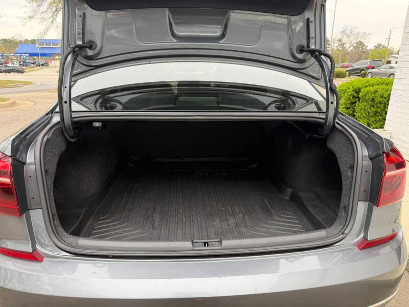 2019 Volkswagen Passat Wolfsburg