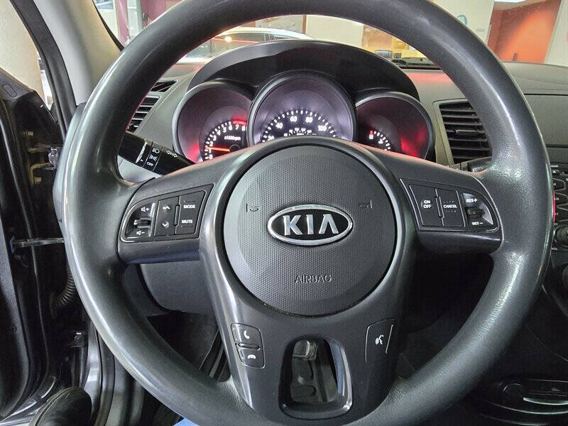 2010 Kia Soul +