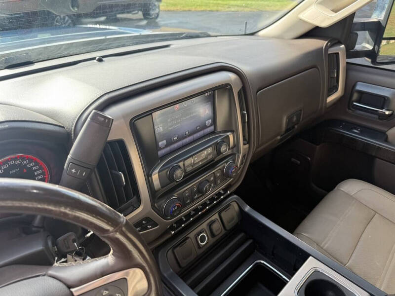 2015 GMC Sierra 2500HD Denali