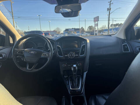 2017 Ford Focus Titanium