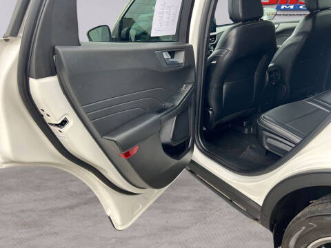 2023 Ford Escape Platinum