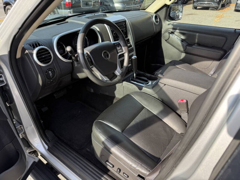 2010 Mercury Mountaineer