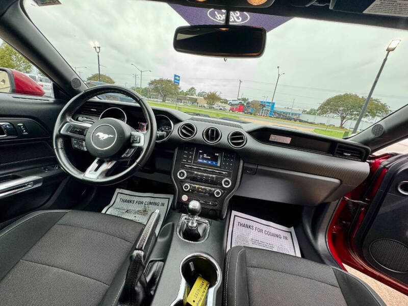 2016 Ford Mustang V6