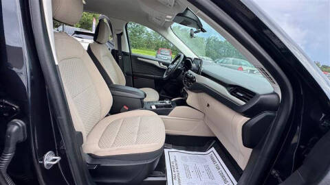 2021 Ford Escape SE