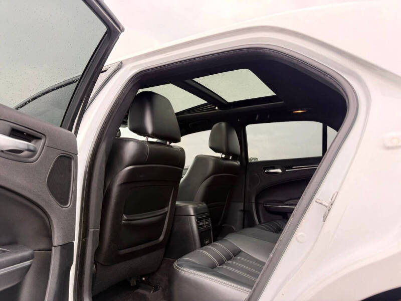 2017 Chrysler 300 S