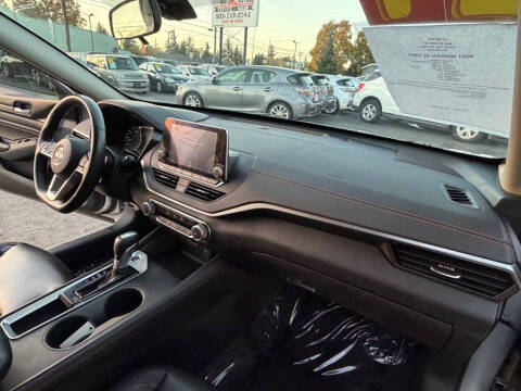 2021 Nissan Altima 2.5 SR