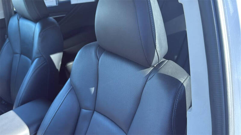 2025 Subaru Outback Touring