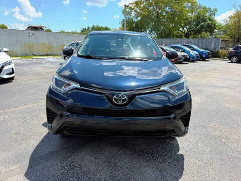 2017 Toyota RAV4 LE