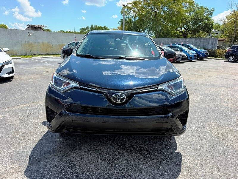 2017 Toyota RAV4 LE