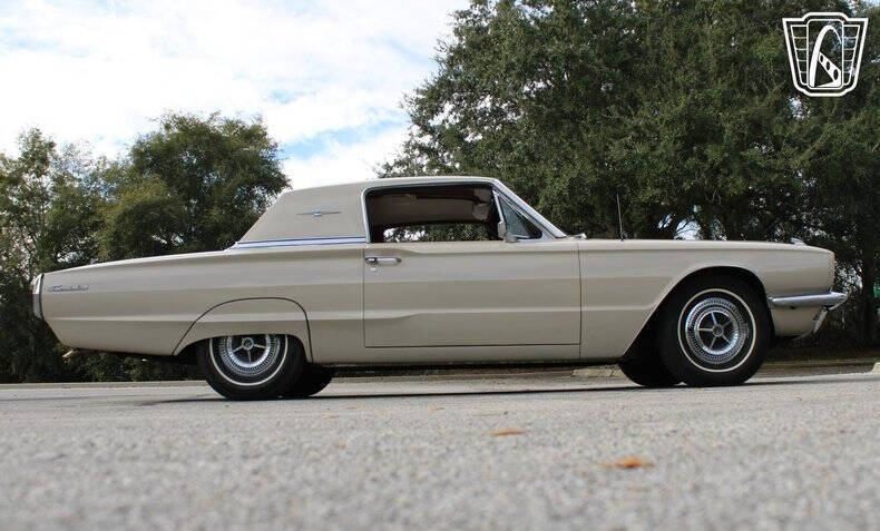 1966 Ford Thunderbird