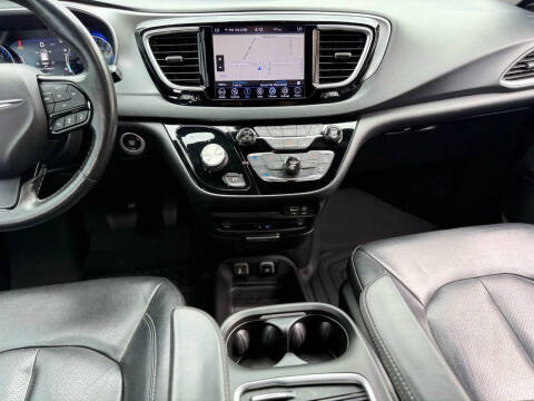 2019 Chrysler Pacifica Touring L Plus