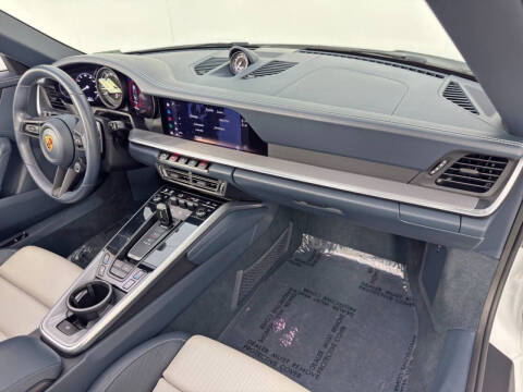 2022 Porsche 911