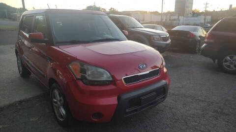 2010 Kia Soul +