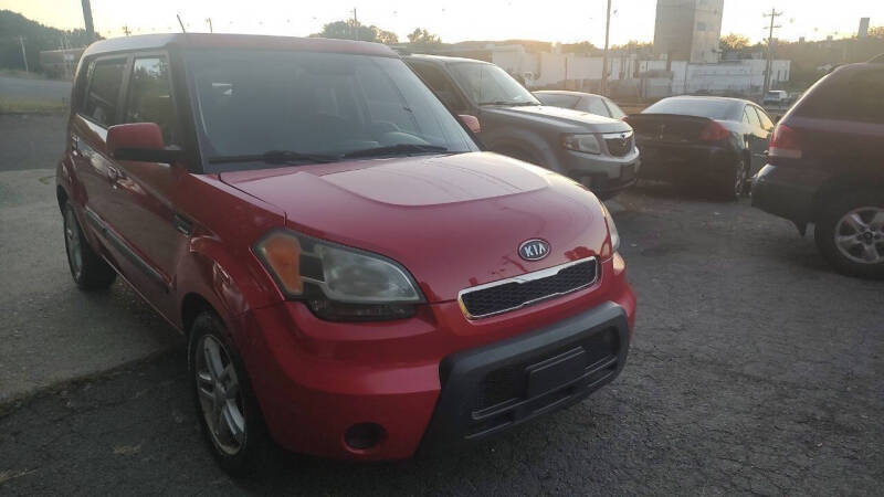 2010 Kia Soul +