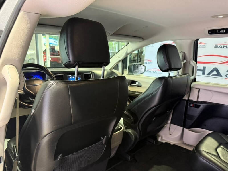 2020 Chrysler Pacifica Touring L