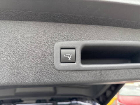 2025 Toyota Sienna Platinum 7-Passenger