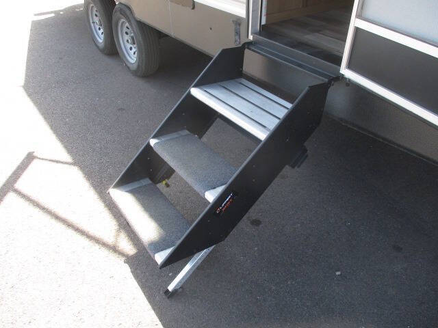 2022 SOLD Forest River Prime Time Avenger 27DBS