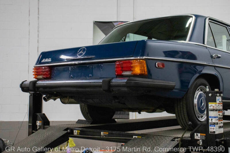 1975 Mercedes-Benz 280-Class