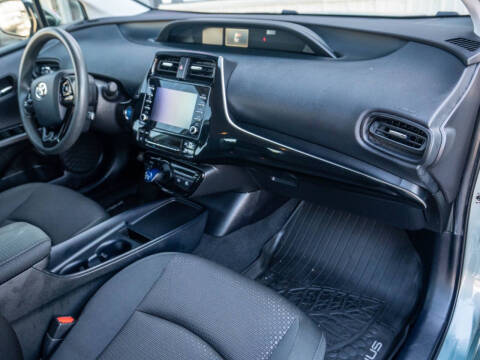 2020 Toyota Prius LE AWD-e