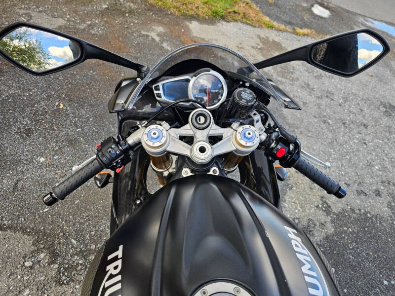 2015 Triumph Daytona 675R