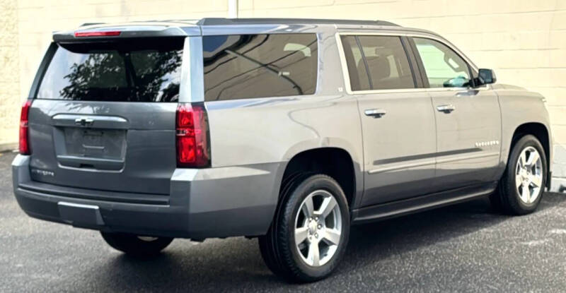 2019 Chevrolet Suburban LT