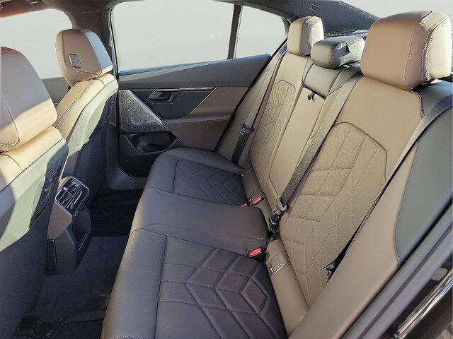 2026 BMW i5 eDrive40