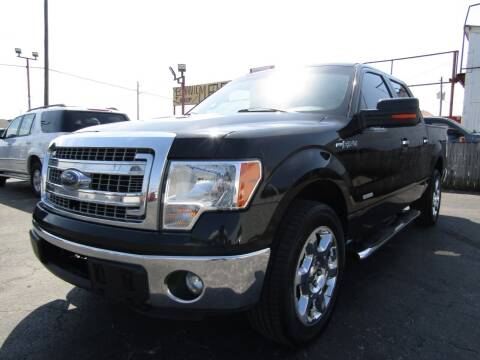 2013 Ford F-150 for sale at AJA AUTO SALES INC in South Houston TX
