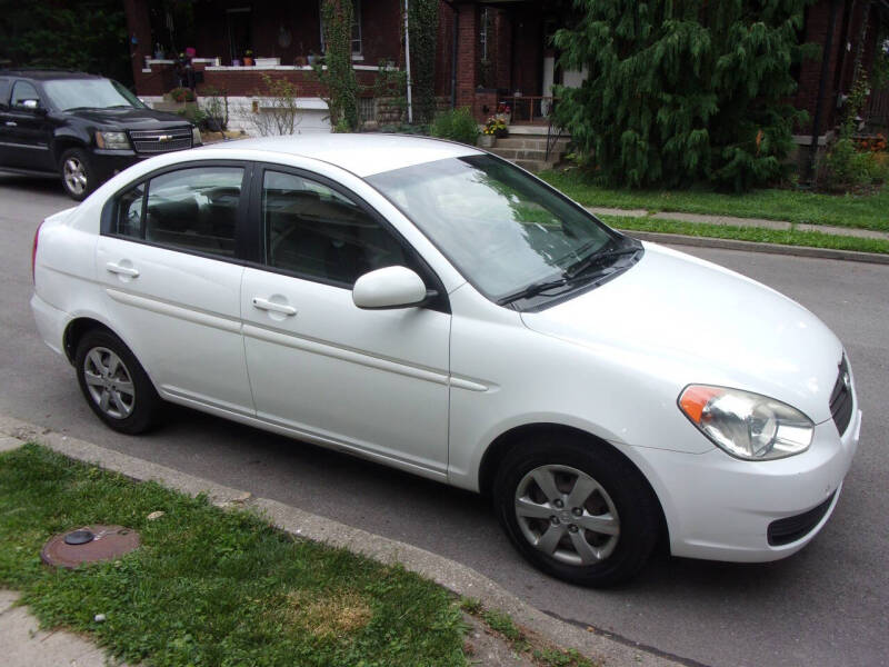 Image 3 of 2010 Hyundai Accent GLS