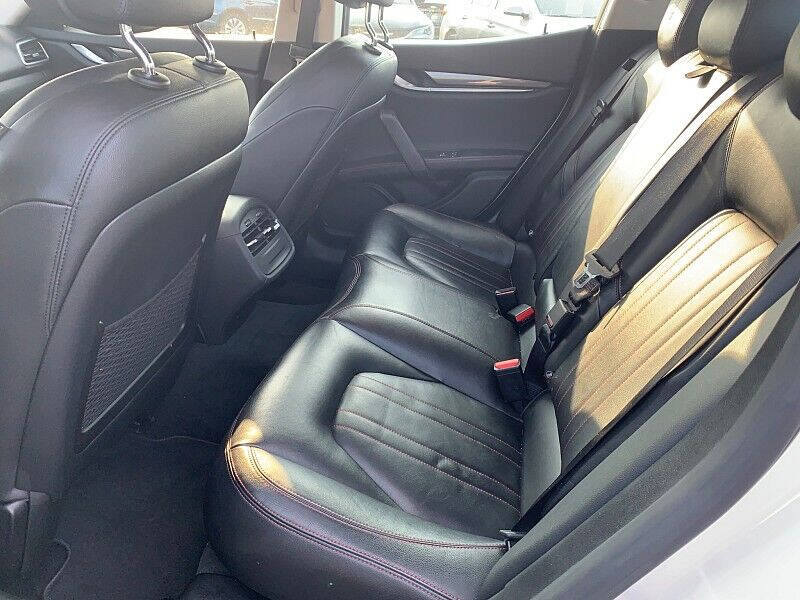 2017 Maserati Ghibli