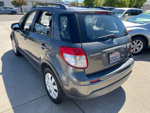 2010 Suzuki SX4 Crossover