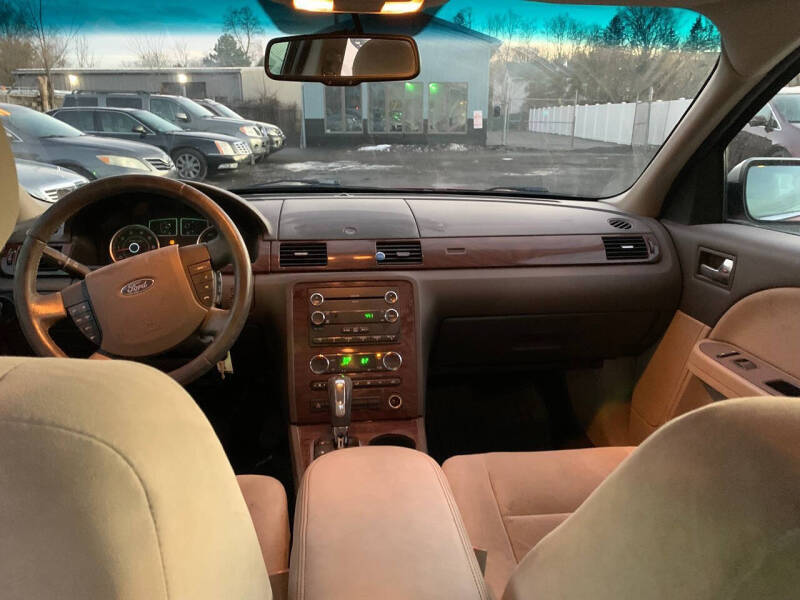 2009 Ford Taurus SEL