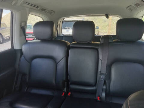 2017 Nissan Armada SV