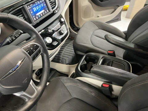 2019 Chrysler Pacifica Touring Plus