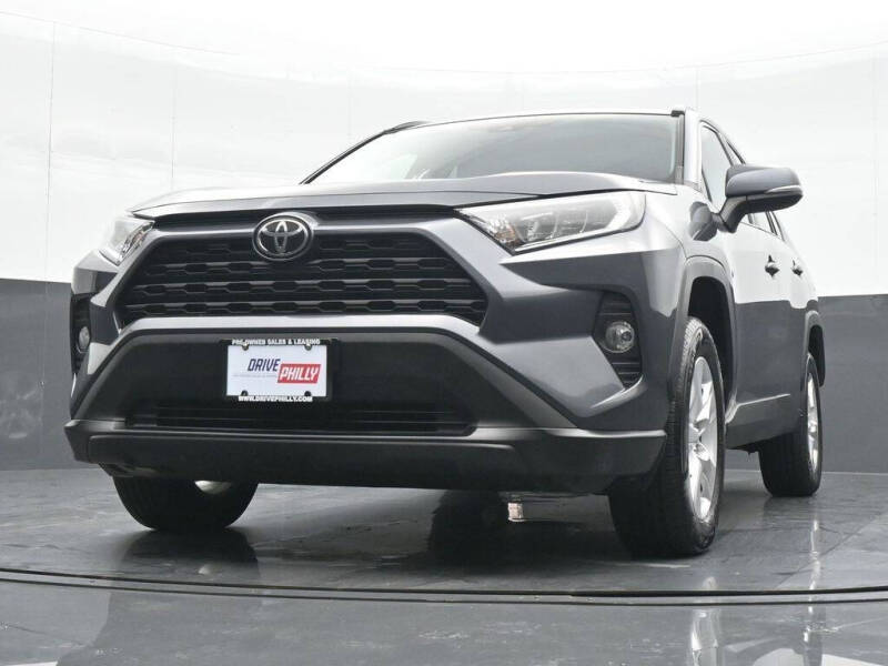 2020 Toyota RAV4 XLE