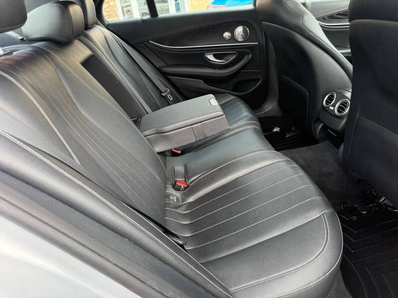 2017 Mercedes-Benz E-Class E 300 4MATIC