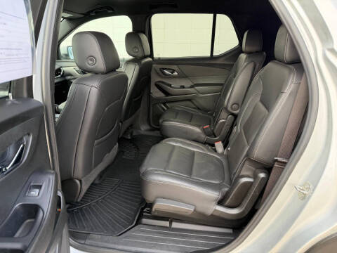 2022 Chevrolet Traverse LT Leather