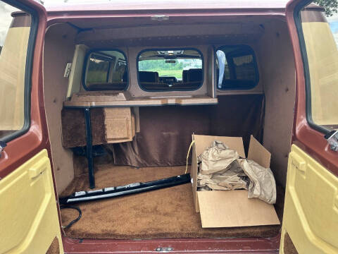 1984 Dodge Ram Van