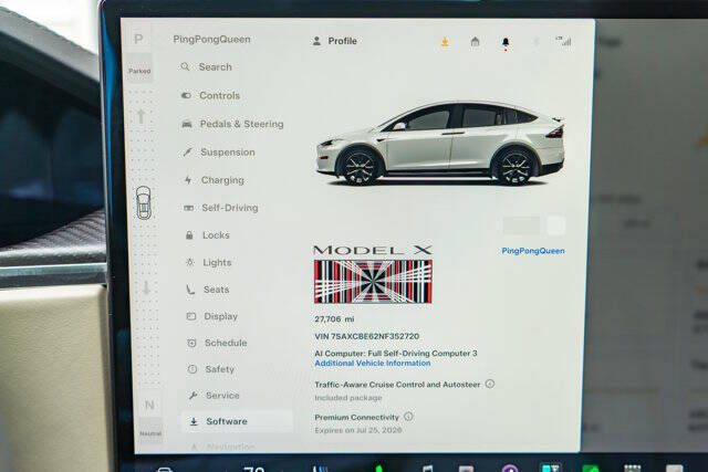 2022 Tesla Model X 31