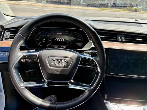2019 Audi e-tron quattro Prestige