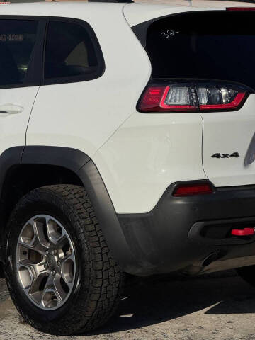 2022 Jeep Cherokee Trailhawk