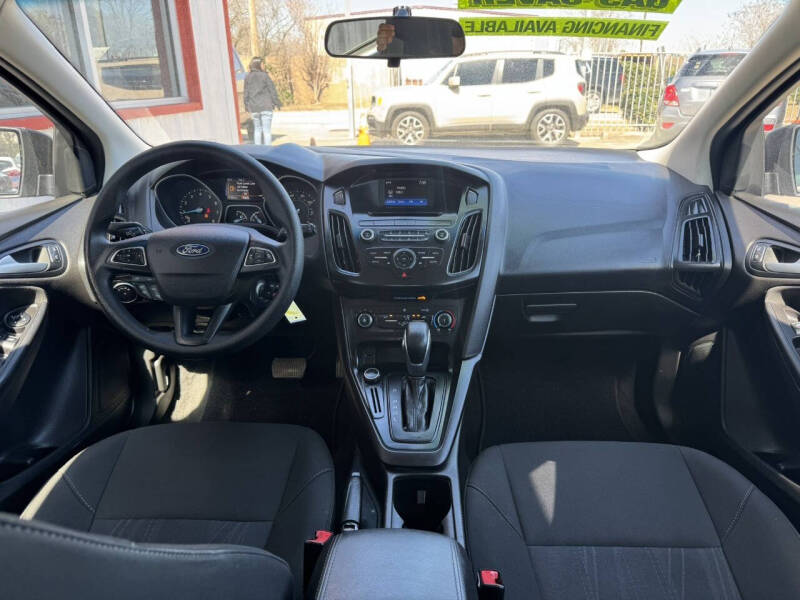 2017 Ford Focus SE