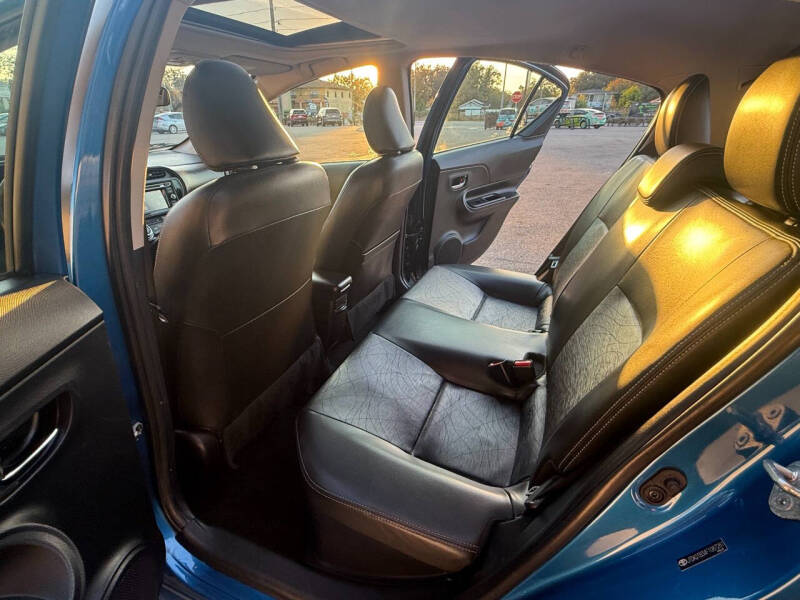 2015 Toyota Prius c Four