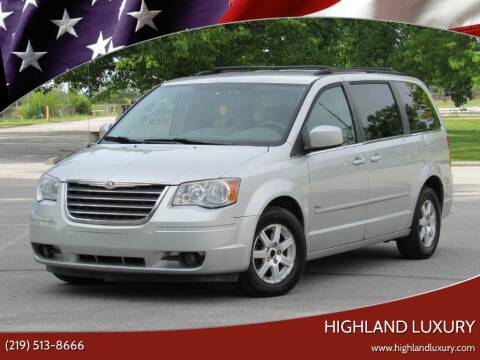 2008 Chrysler Town and Country for sale at Highland Luxury in Highland IN
