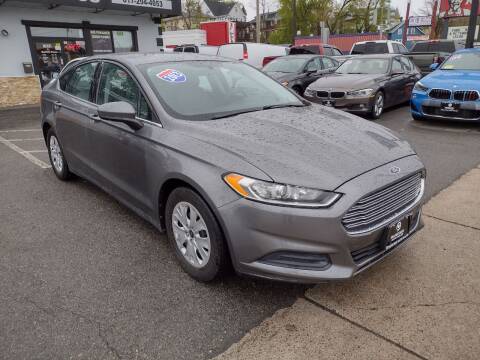2013 Ford Fusion for sale at Parkway Auto Sales in Everett MA