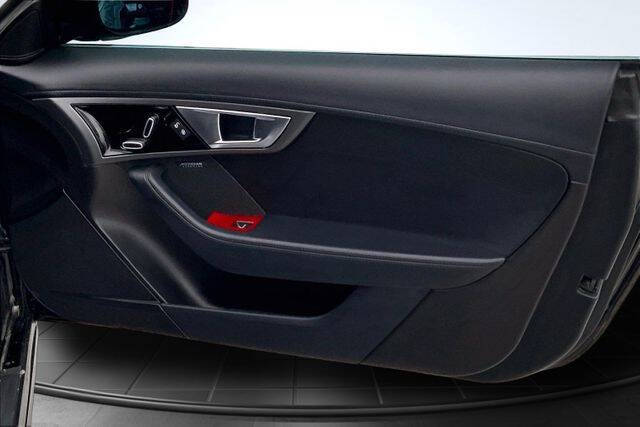 2017 Jaguar F-TYPE Premium