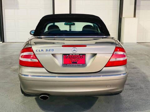 2005 Mercedes-Benz CLK CLK 320