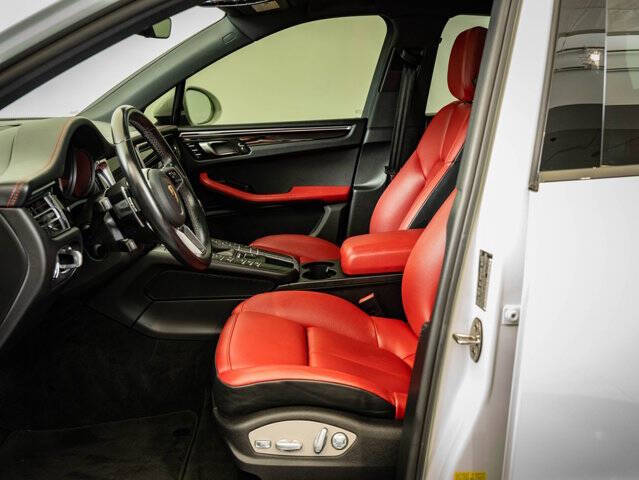 2021 Porsche Macan S