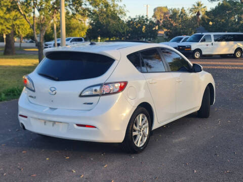 2013 Mazda MAZDA3 i Grand Touring