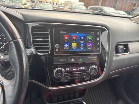 2018 Mitsubishi Outlander SE